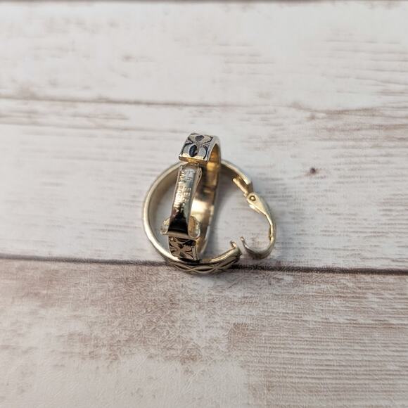 Vintage L H Segal Clip On Earrings - Gold Tone with Black Detail Hoops - Picture 9 of 9